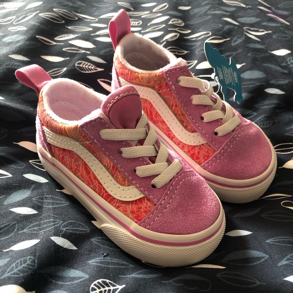 NWT Vans toddler size 4.5 pink/purple flower shoes